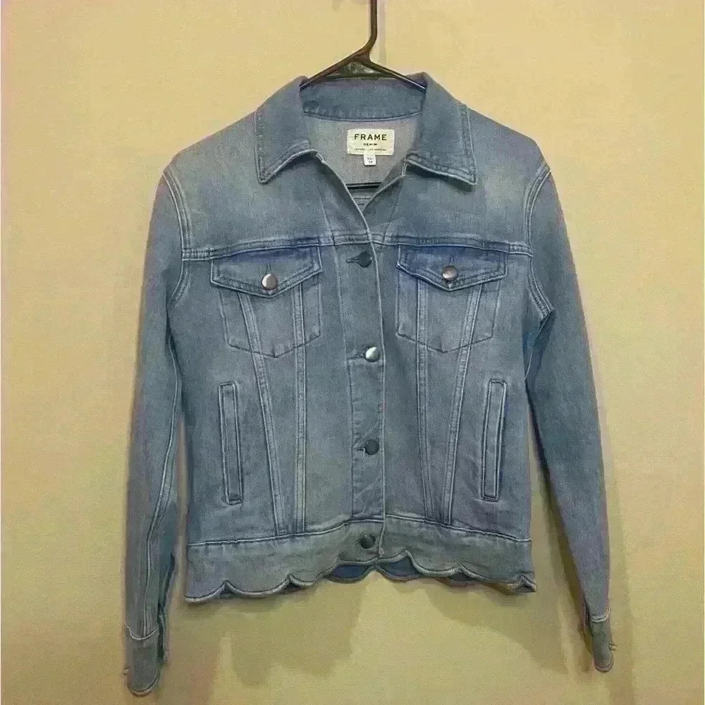 Frame scalloped Denim Jacket size XS